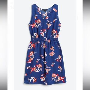 41 HAWTHORN
Trisha Split Neck Dress